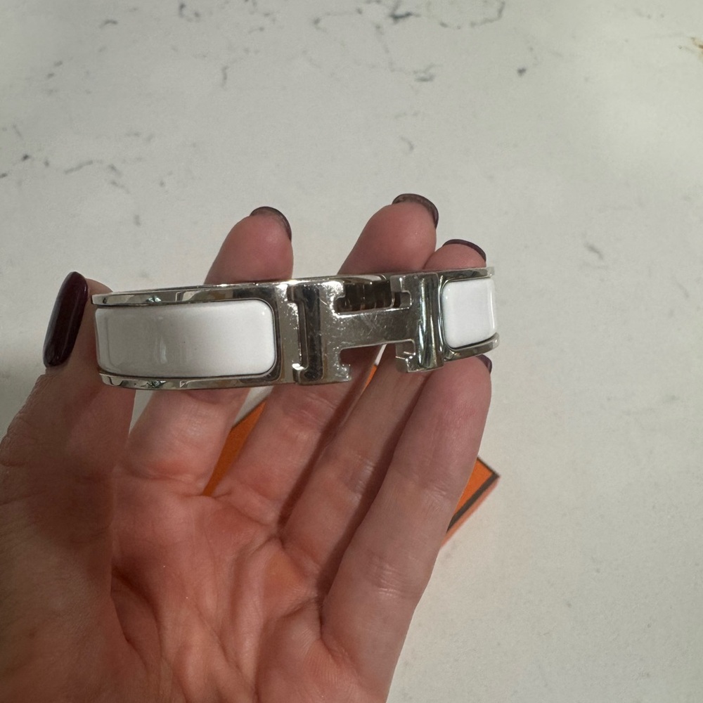 Hermes Clic H Bracelet in White - Picture 2 of 7